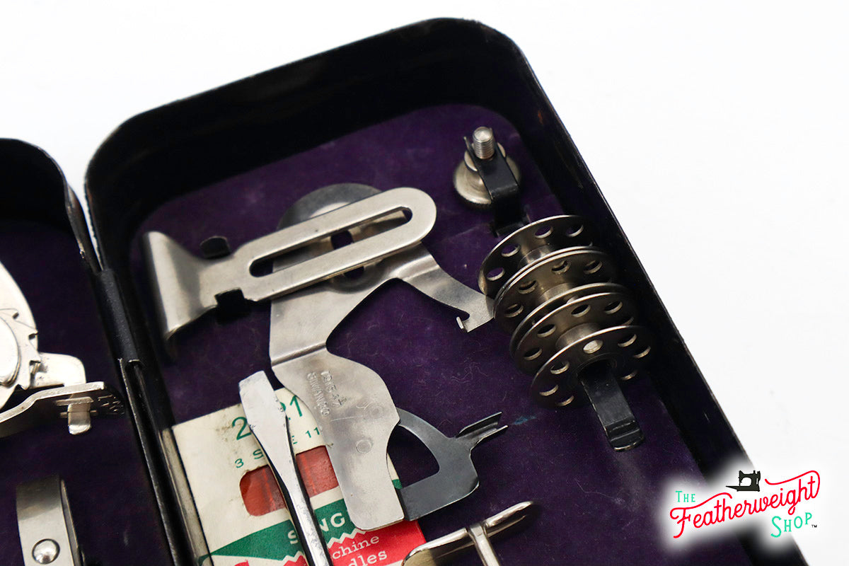 Singer Featherweight Attachments Set, Black Singer Box – The Singer ...