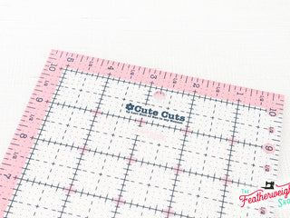 Load image into Gallery viewer, Cutting Ruler, Pink 5.5&quot; x 10.5&quot; Lori Holt Cute Cuts (with self-grips)