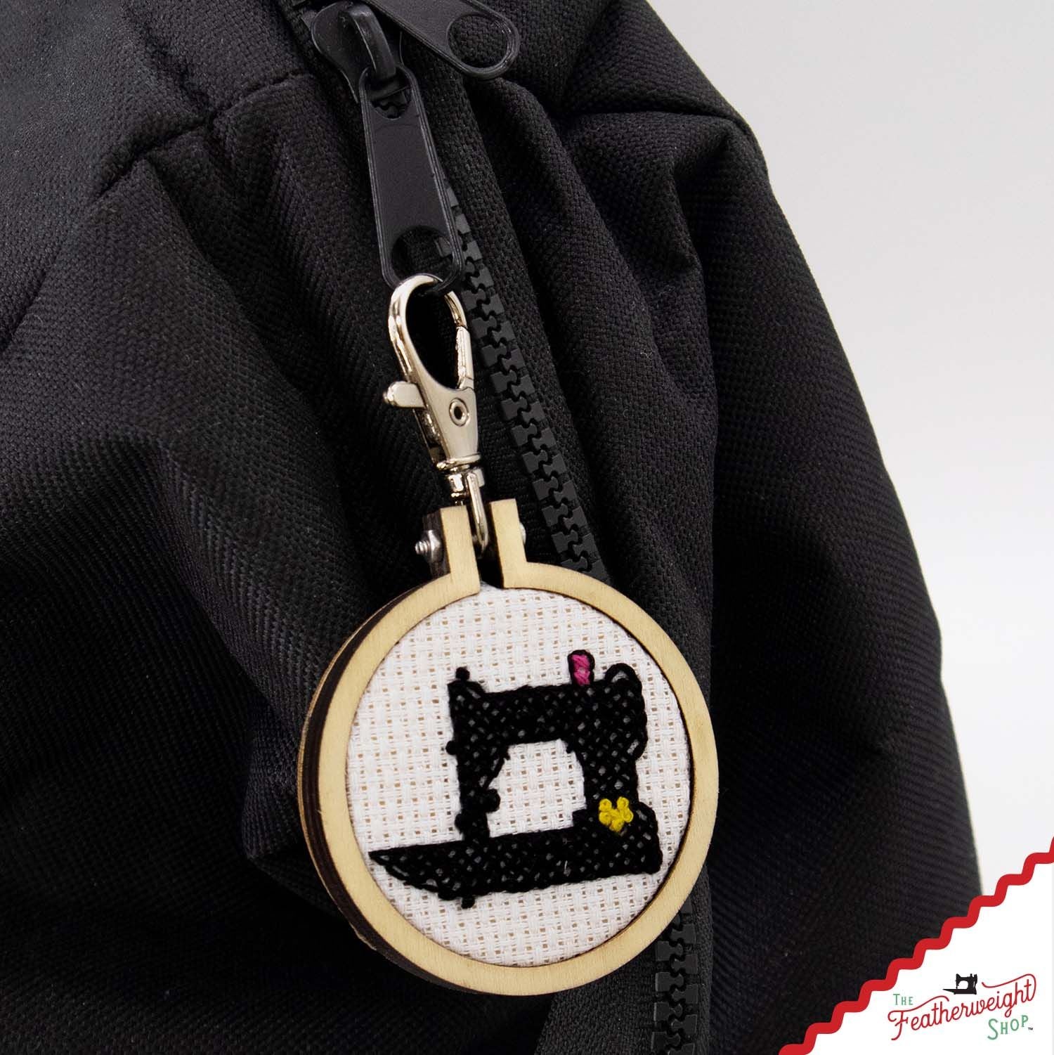 KIT, MINI Cross Stitch - Singer Featherweight 221, Hoop Included!