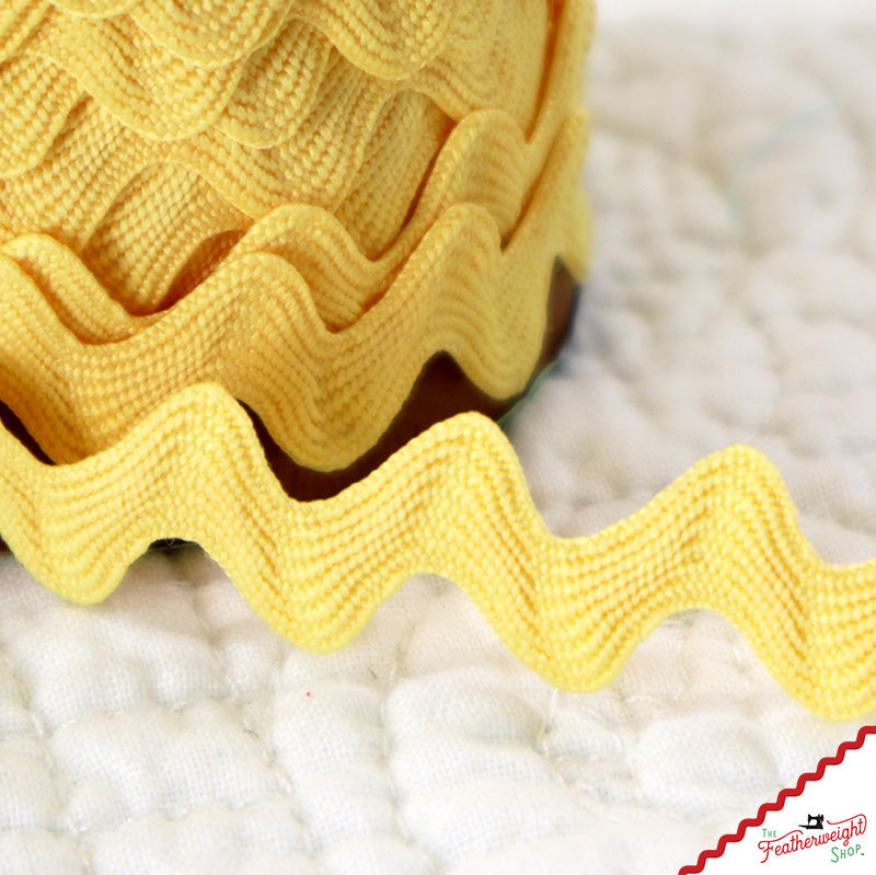 5/8" Inch BEEHIVE VINTAGE TRIM Large RIC RAC by Lori Holt (by the yard)