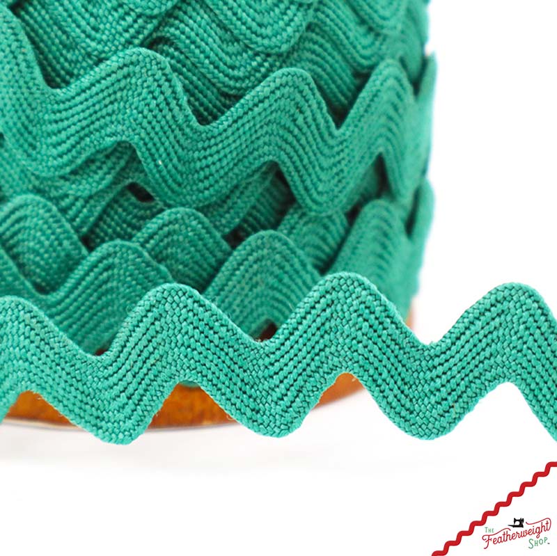 5/8" Inch JADE VINTAGE TRIM Large RIC RAC by Lori Holt (by the yard)