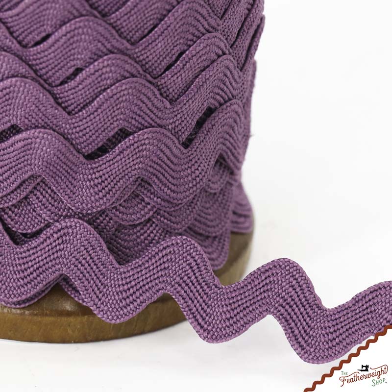 5/8" Inch PLUM Vintage Trim Large RIC RAC by Lori Holt (by the yard)