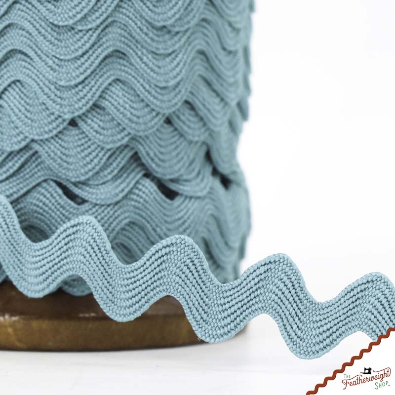 5/8" Inch RAINDROP Vintage Trim Large RIC RAC by Lori Holt (by the yard)