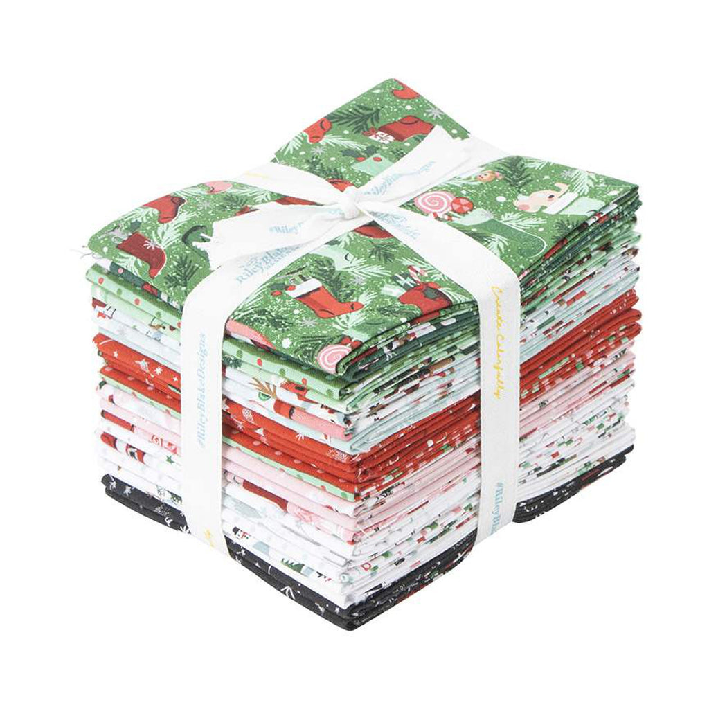 Walking In A Winter Wonderland Fat Quarter Projects - SewHayleyJane Walking In A Winter Wonderland Fat Quarter Projects - SewHayleyJane