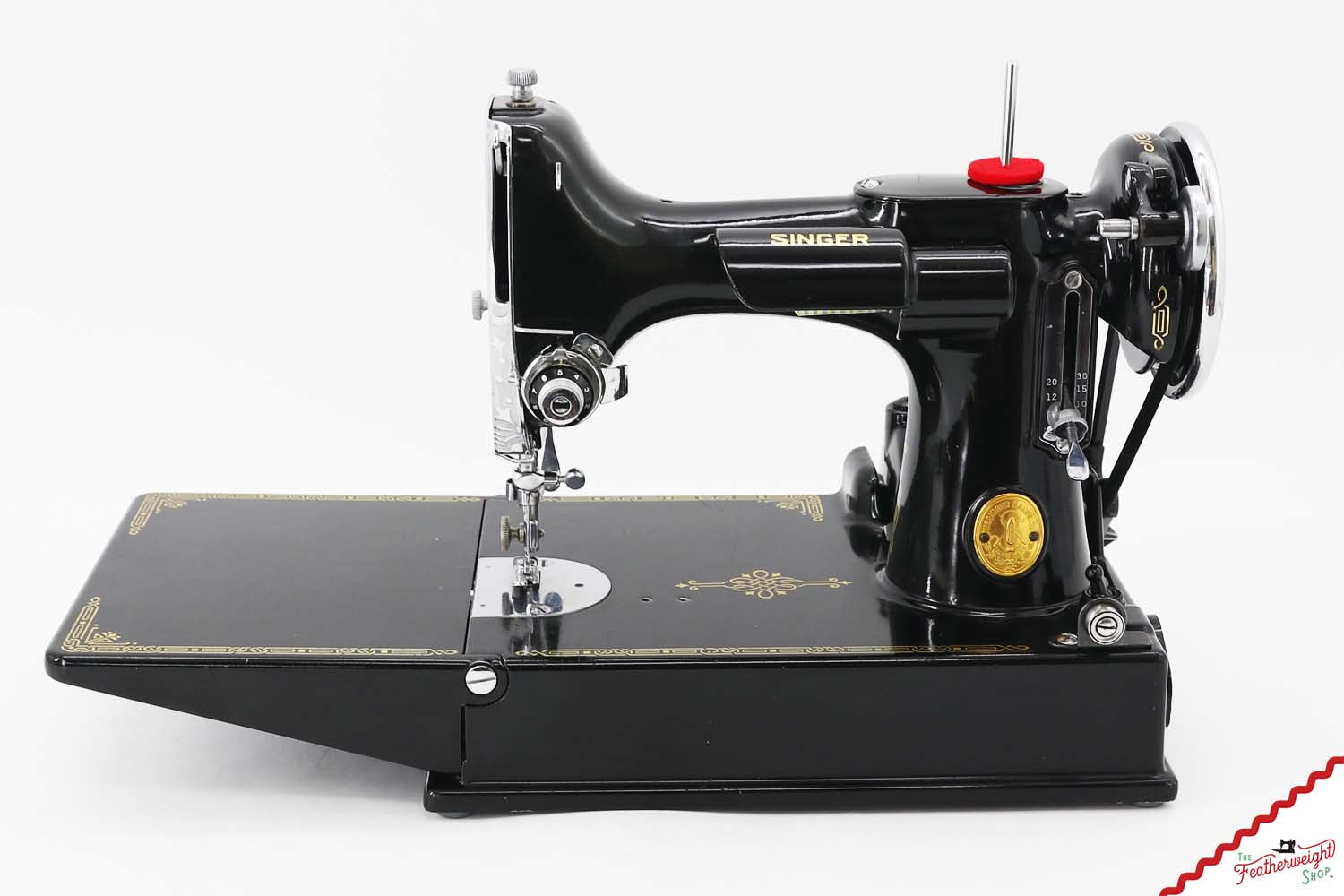 Singer Featherweight 221 Sewing Machine, AF252*** - 1939