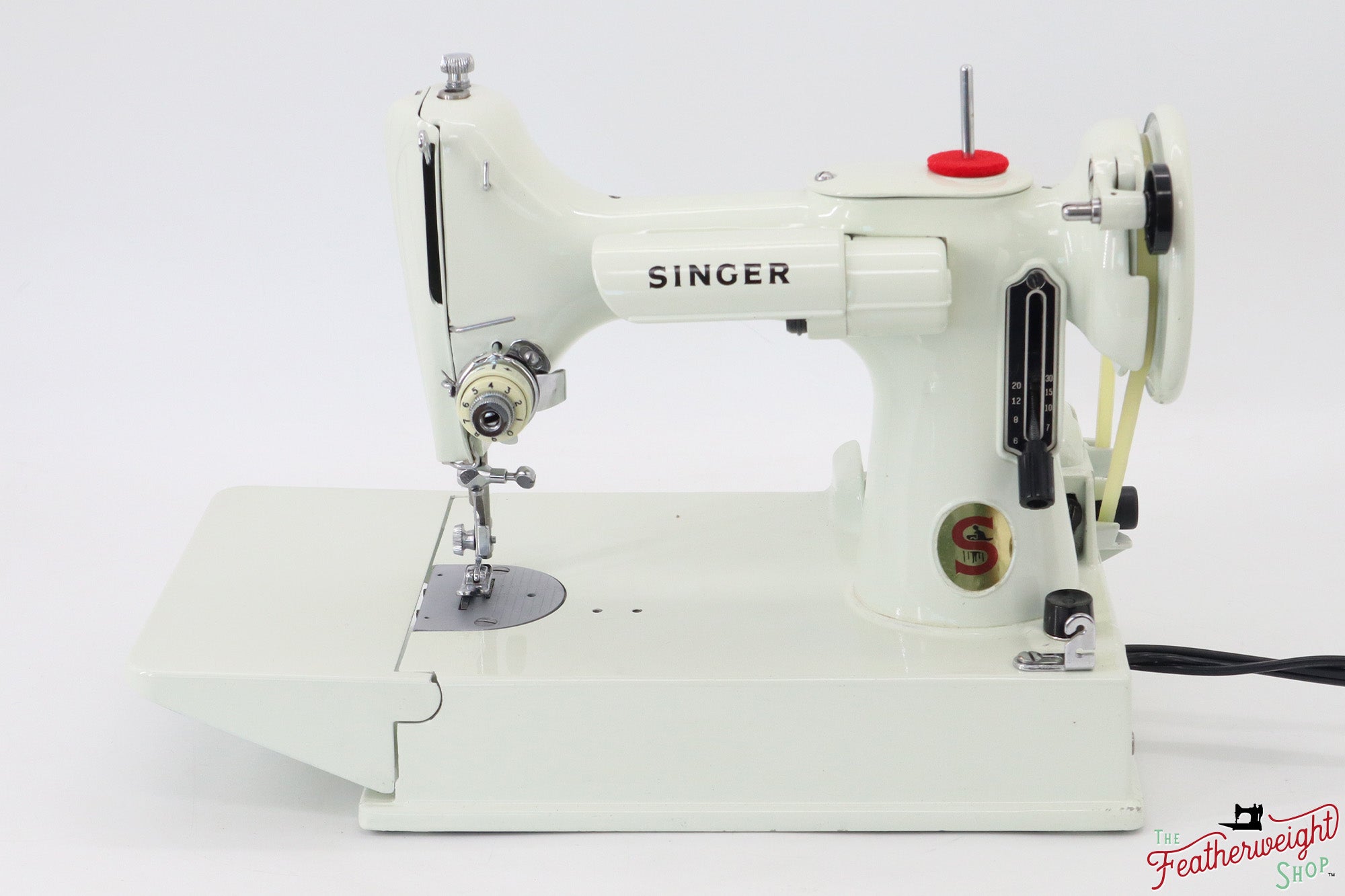 Singer Featherweight 221 Sewing Machine, WHITE - EV978***