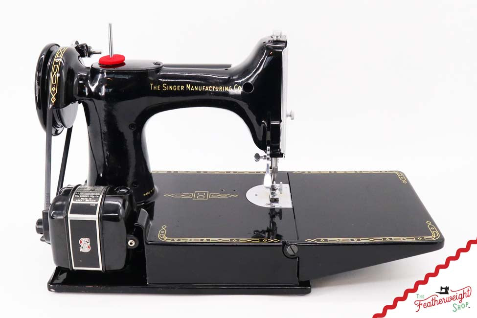 Singer Featherweight 221 Sewing Machine, EJ212*** - Quilter's Special!