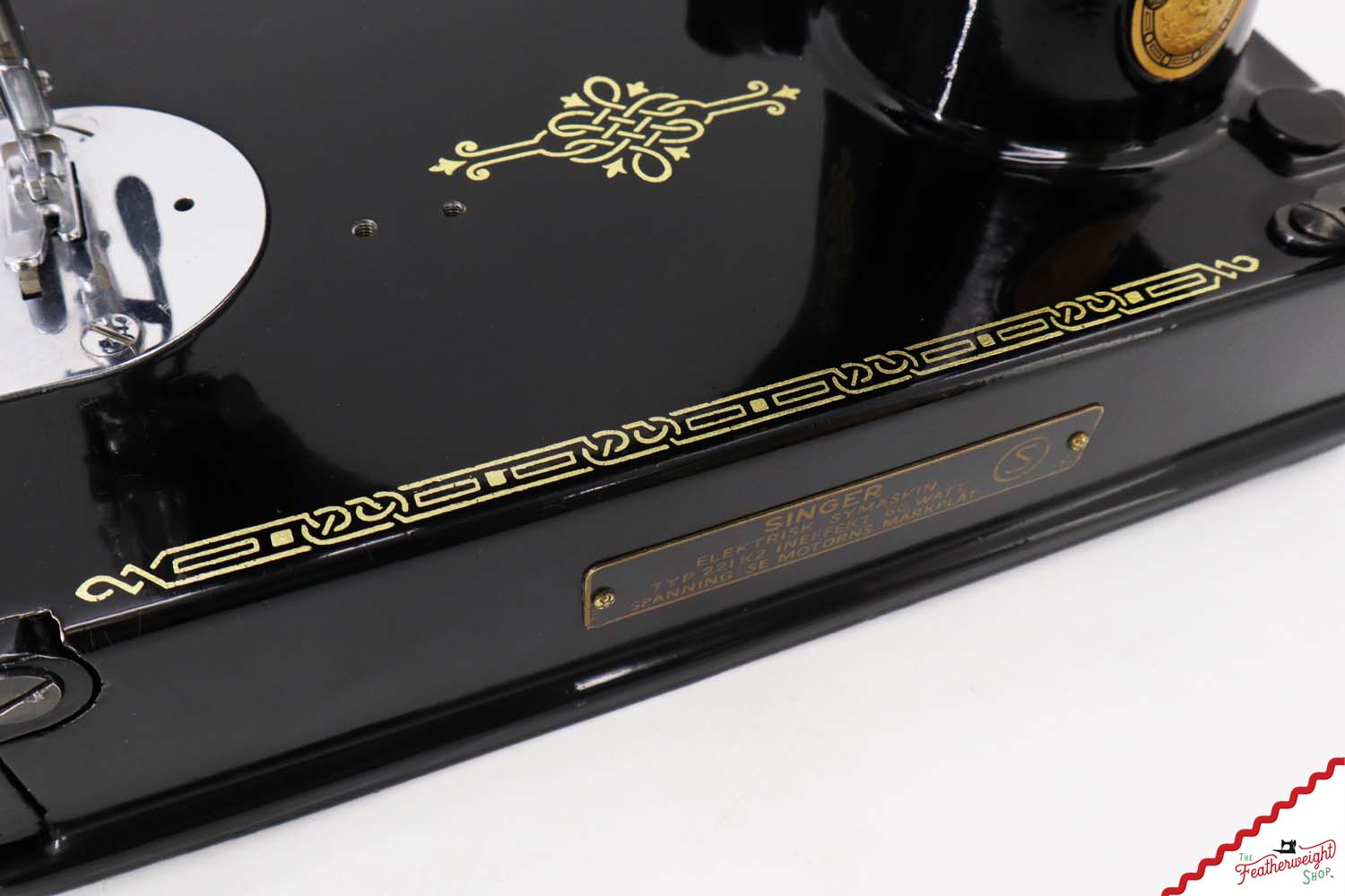 Singer Featherweight Swedish 221K Sewing Machine, EH2391**