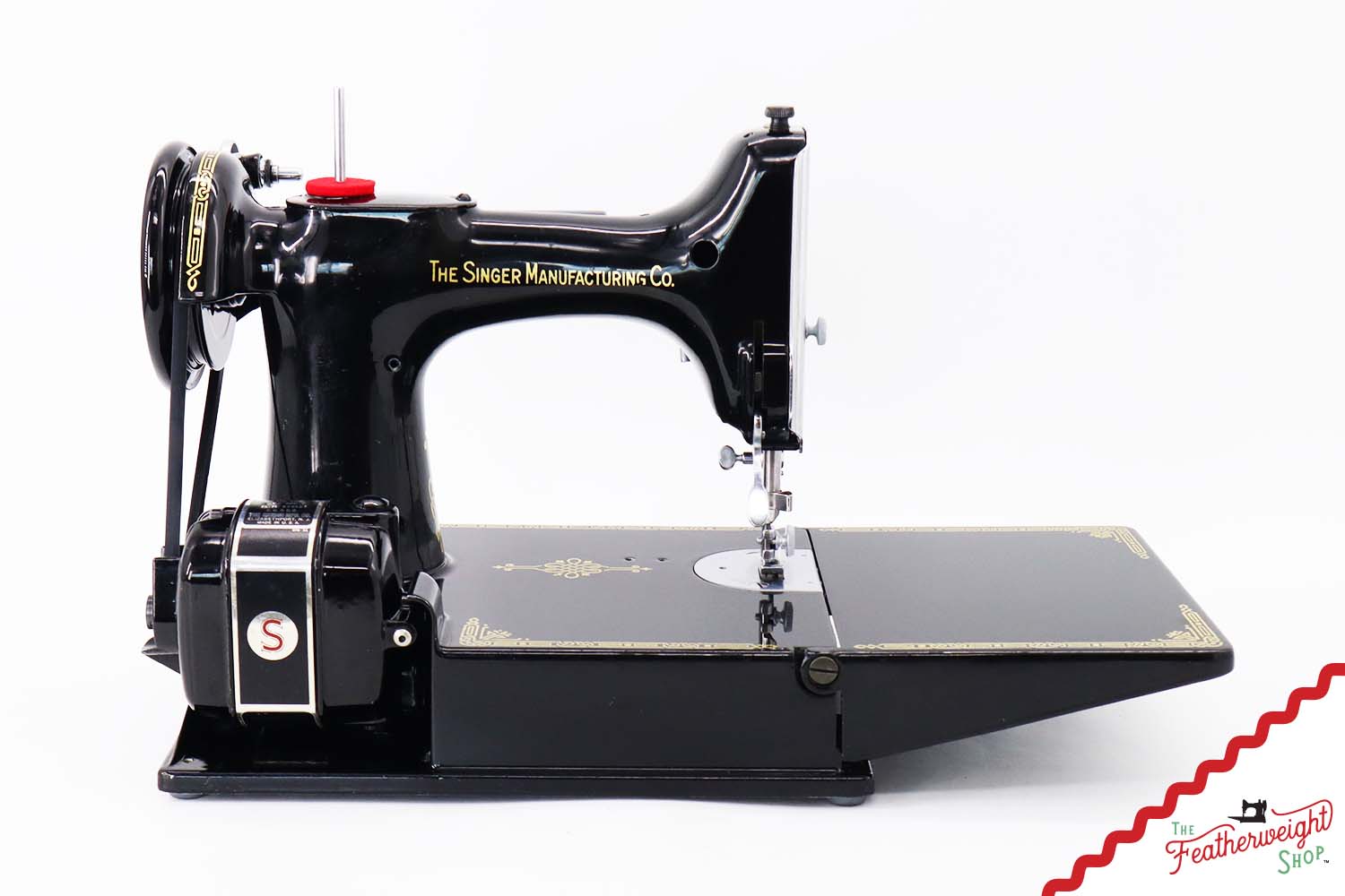 Singer Featherweight 221 Sewing Machine, Centennial: AK097***