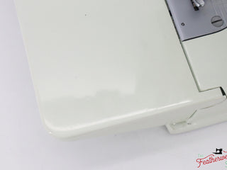 Load image into Gallery viewer, Singer Featherweight 221K Sewing Machine, WHITE EY853*** - RARE Case!