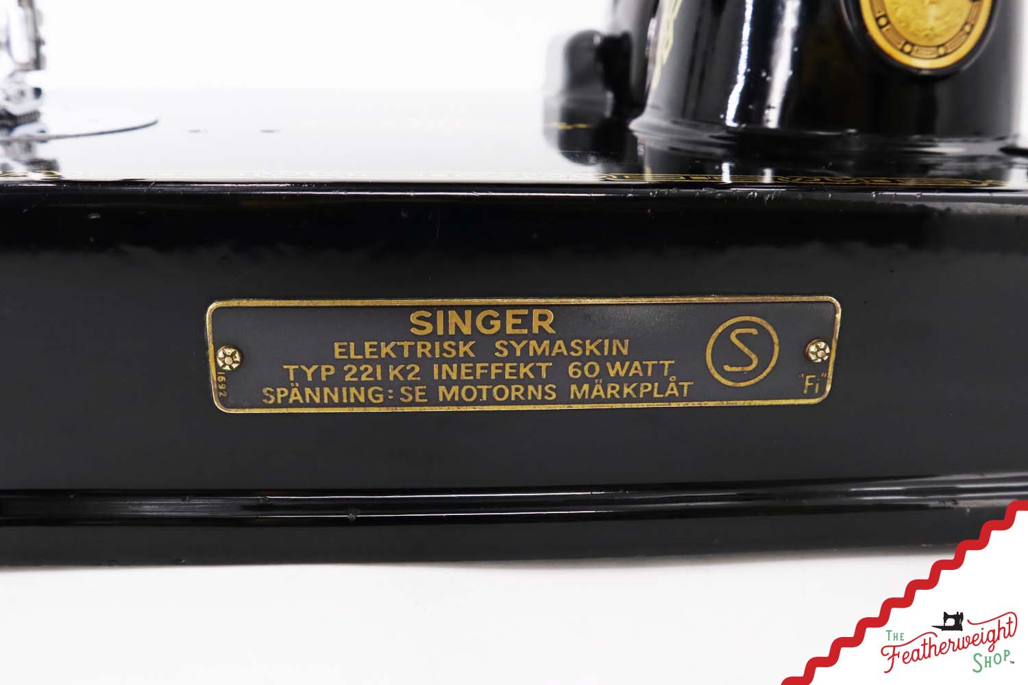 Singer Featherweight Swedish 221K Sewing Machine, EH2399**