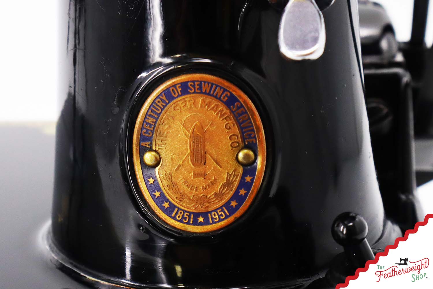 Singer Featherweight 221 Sewing Machine, Centennial: AK097***