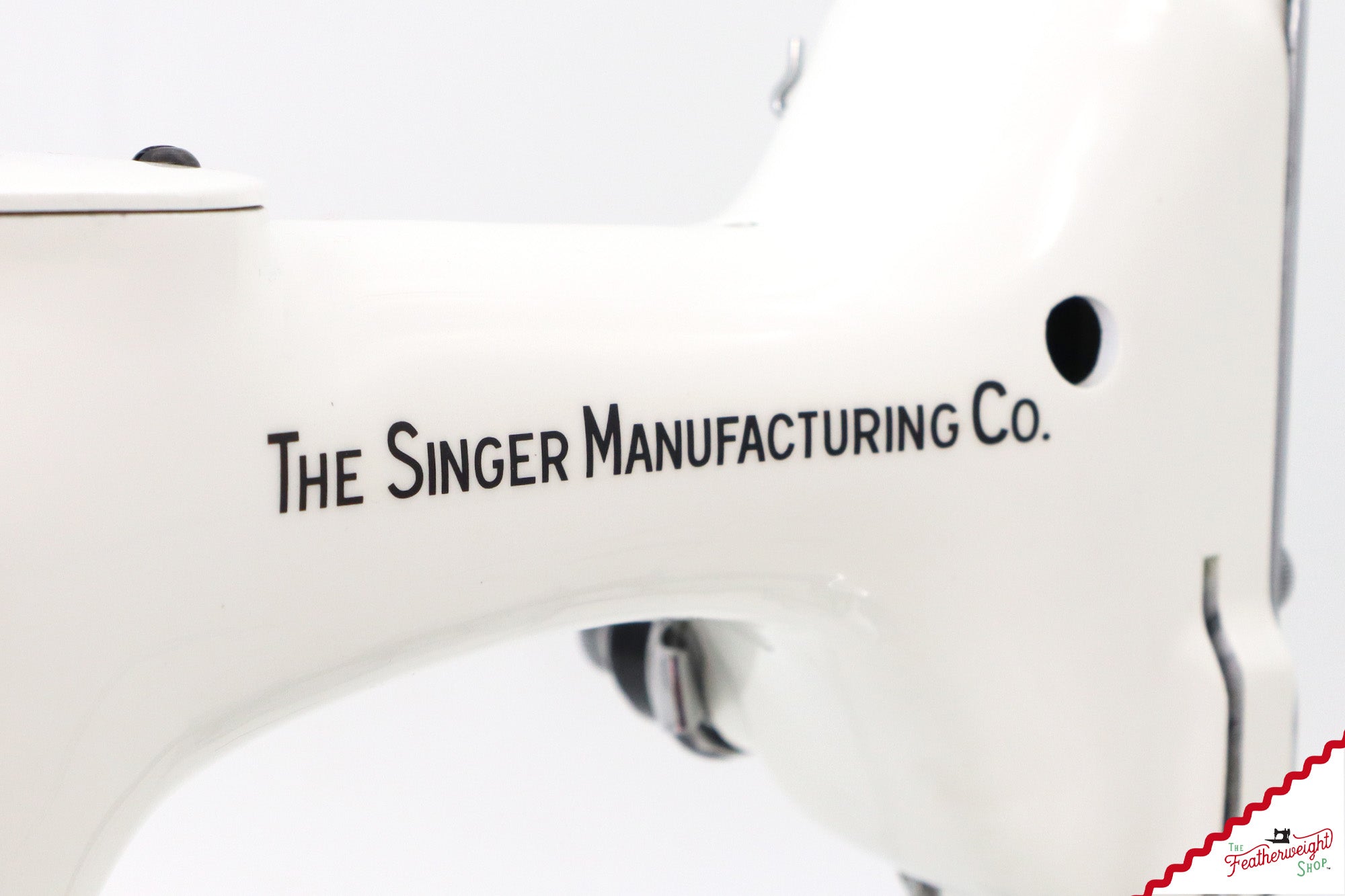 Singer Featherweight 221K - EJ213*** - Fully Restored in White