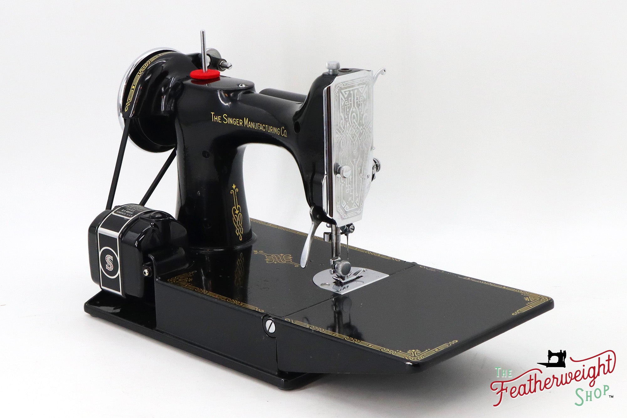 Singer Featherweight 221 Sewing Machine, 1934 AD790***