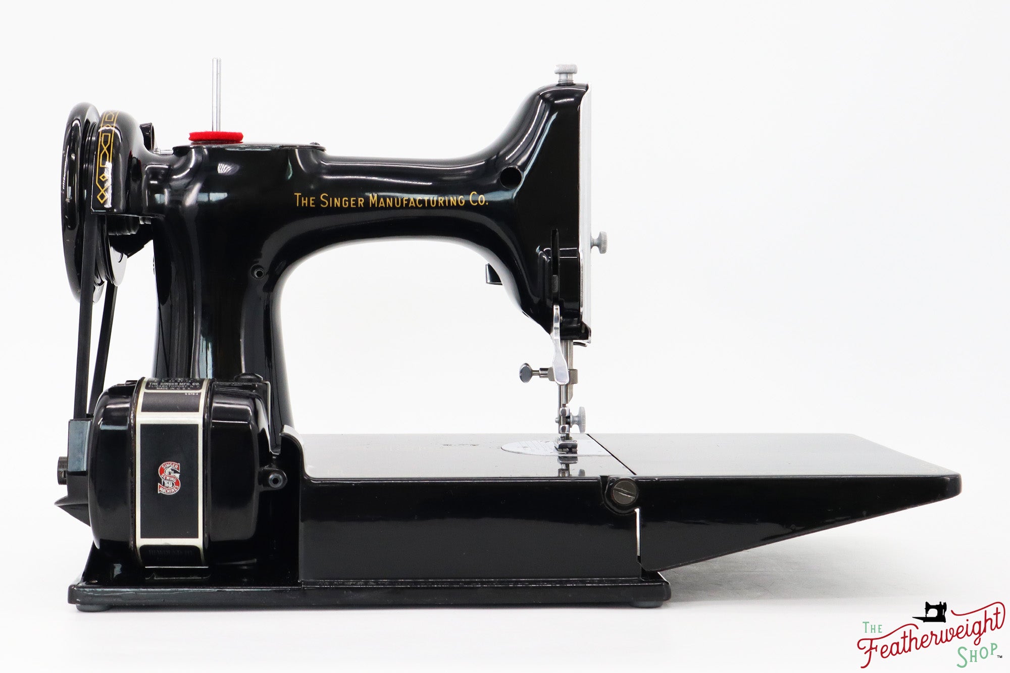 Singer Featherweight 221 Sewing Machine, AM174*** - 1955