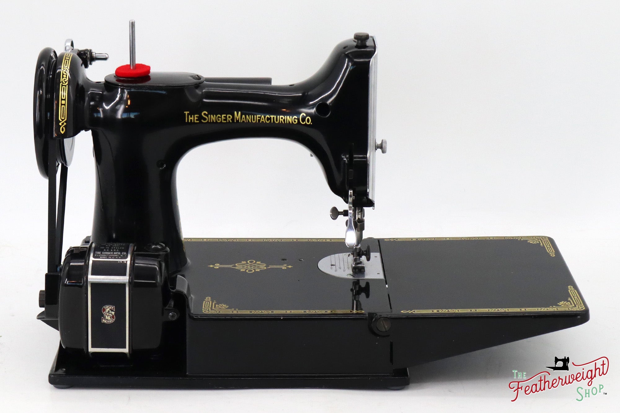 Singer Featherweight 221 Sewing Machine, AK990*** - 1952