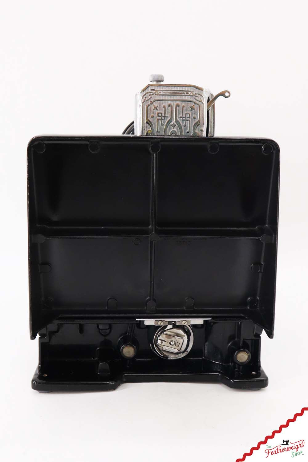 Singer Featherweight 221 Sewing Machine, AG979*** - 1947
