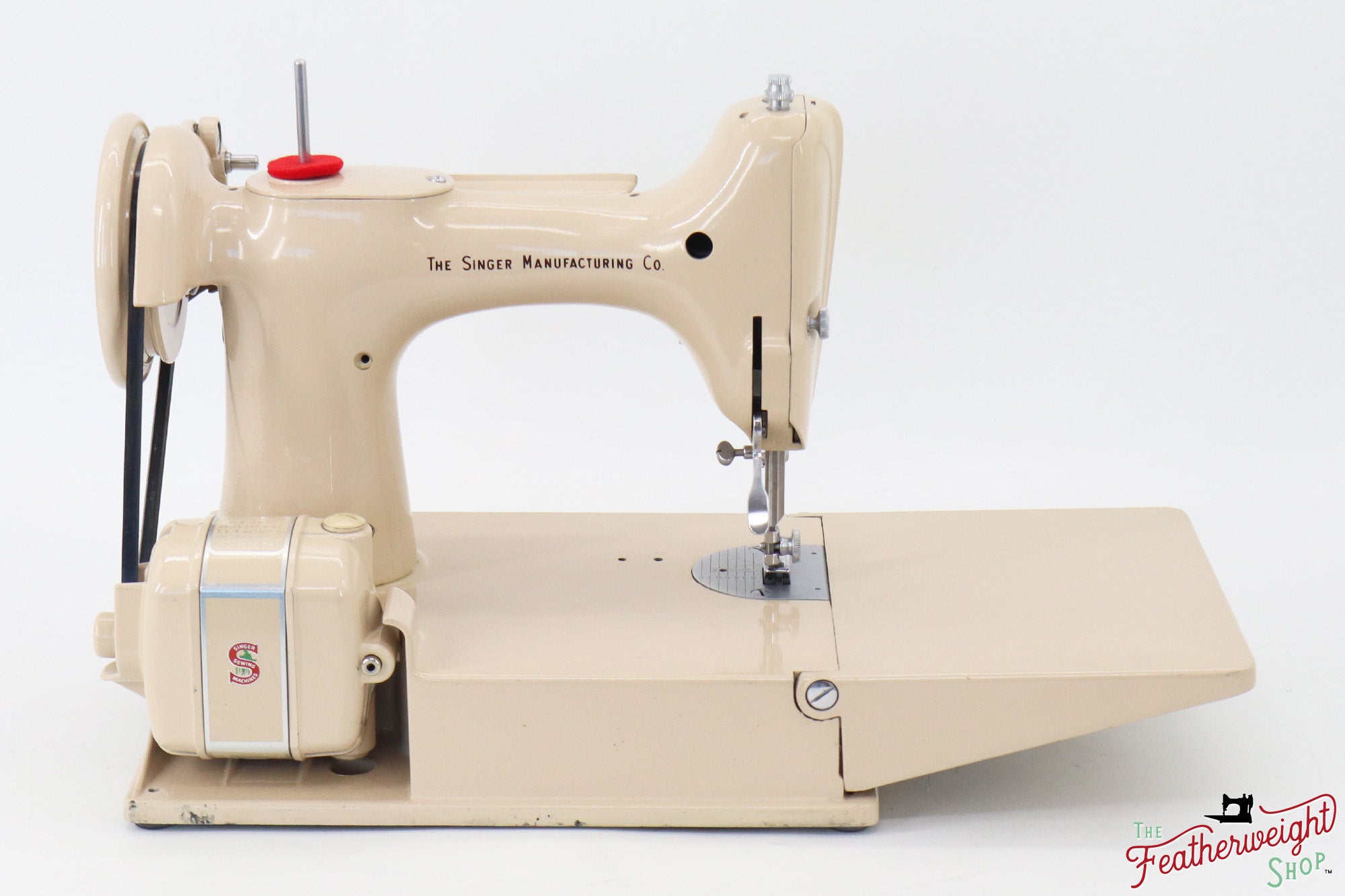 Singer Featherweight 221J Sewing Machine, Tan - JE1589**