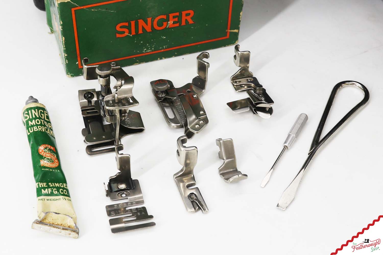 Singer Featherweight 221 Sewing Machine, AH121*** - 1947