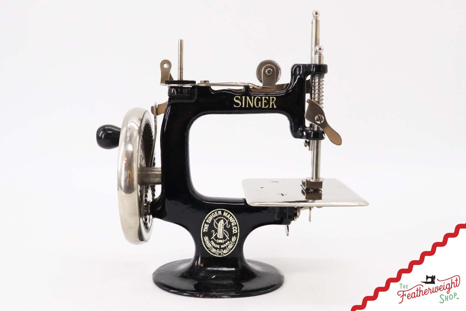 Singer Sewhandy Model 20, Black 8-Spoke - Holiday Faire 2025