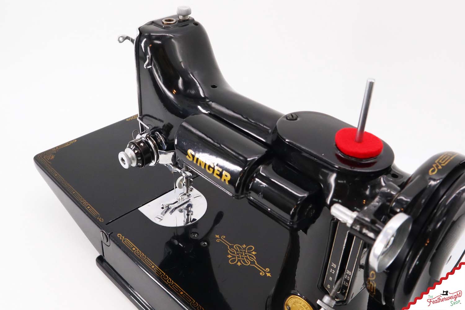 Singer Featherweight 221 Sewing Machine, AG979*** - 1947