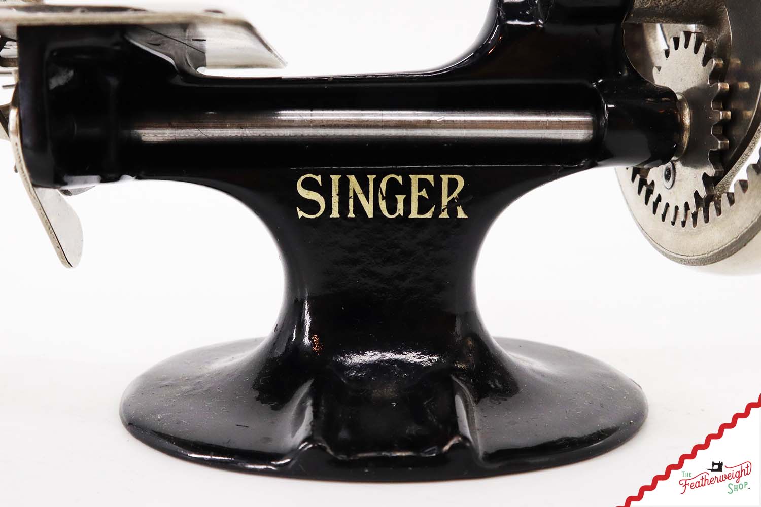 Singer Sewhandy Model 20, Black 8-Spoke - Holiday Faire 2025 – The