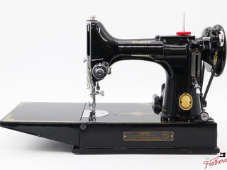 Load image into Gallery viewer, Singer Featherweight Swedish 221K Sewing Machine, EH0030**