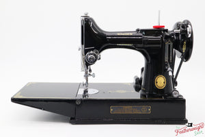Singer Featherweight Swedish 221K Sewing Machine, EH0030**
