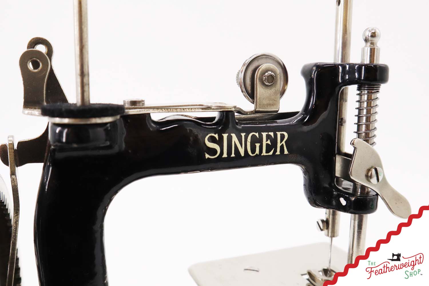Singer Sewhandy Model 20, Black 8-Spoke - Holiday Faire 2025
