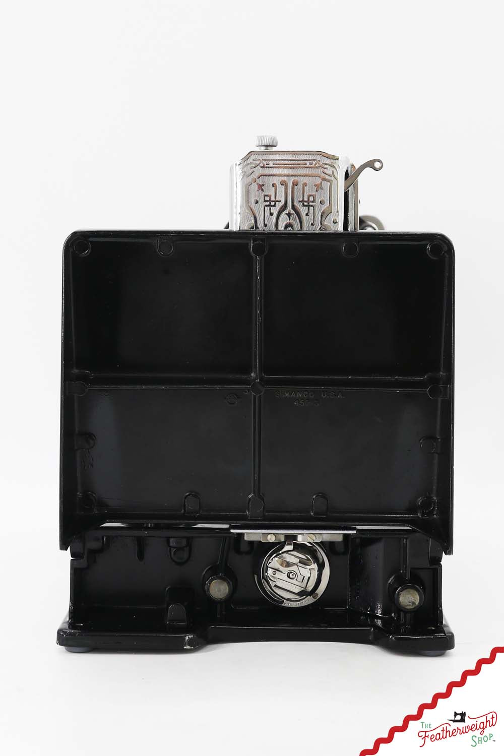 Singer Featherweight 221 Sewing Machine, AH121*** - 1947