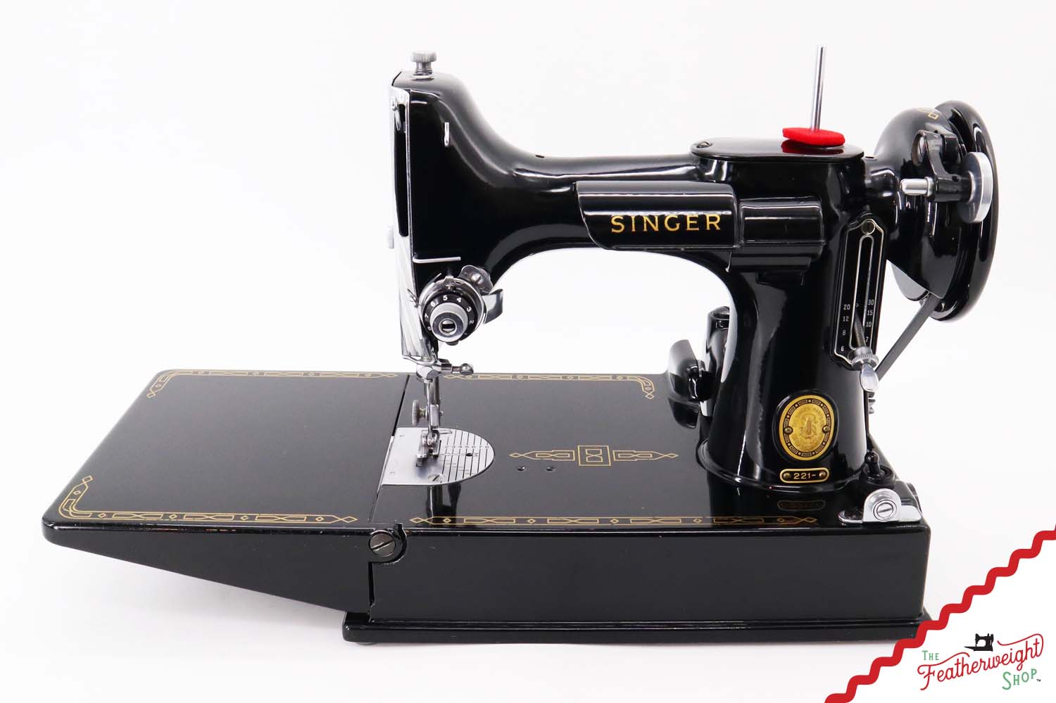 Singer Featherweight 221 Sewing Machine, AM695*** - 1957