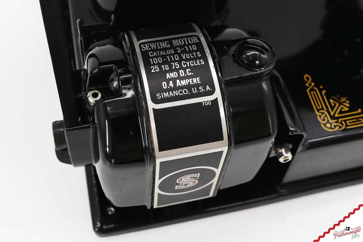 Singer Featherweight 221 Sewing Machine, AH121*** - 1947