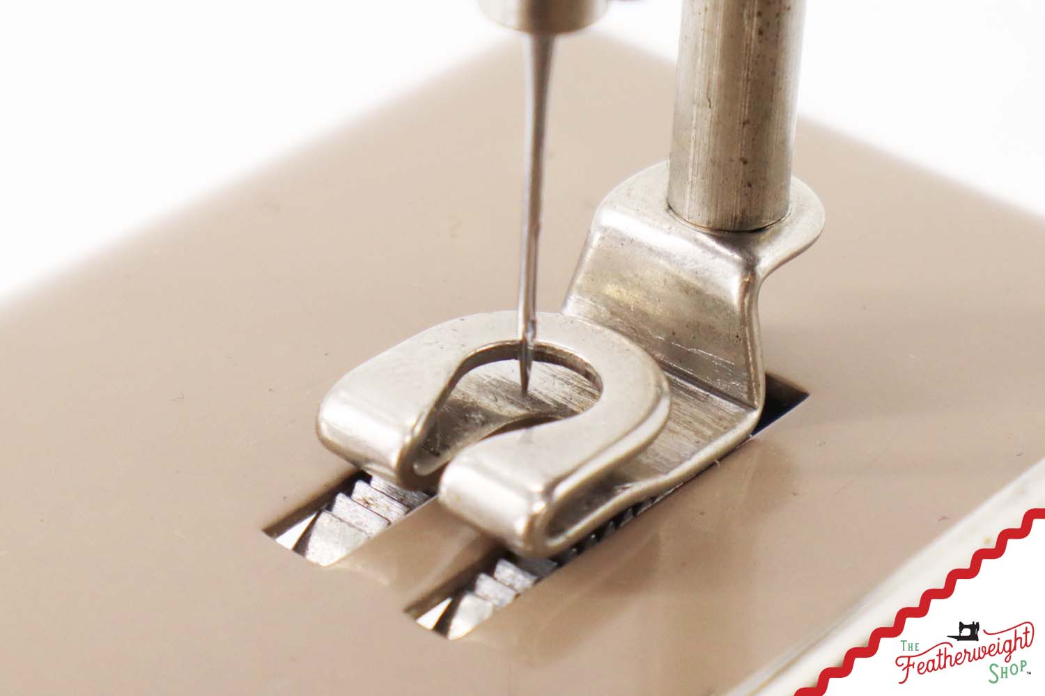 Singer Sewhandy Model 20 - Wrinkle / Warm Taupe, Complete Set! April 2026