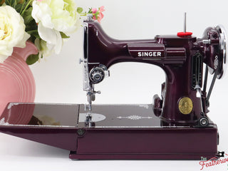 Load image into Gallery viewer, Singer Featherweight 221, AF867*** - Fully Restored in Star Garnet