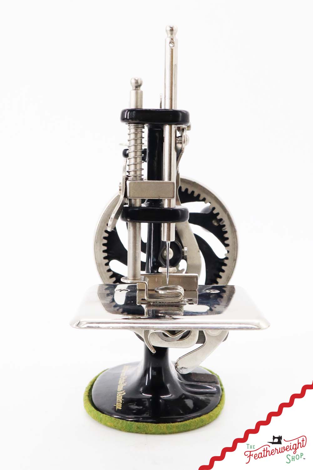 Singer Sewhandy Model 20 - Black - Complete French Set - RARE, April 2026