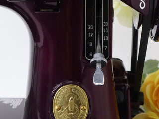 Load image into Gallery viewer, Singer Featherweight 221, AF867*** - Fully Restored in Star Garnet