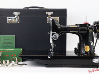 Load image into Gallery viewer, Singer Featherweight 221 Sewing Machine, &quot;First-Run&quot; 1933 AD5460**
