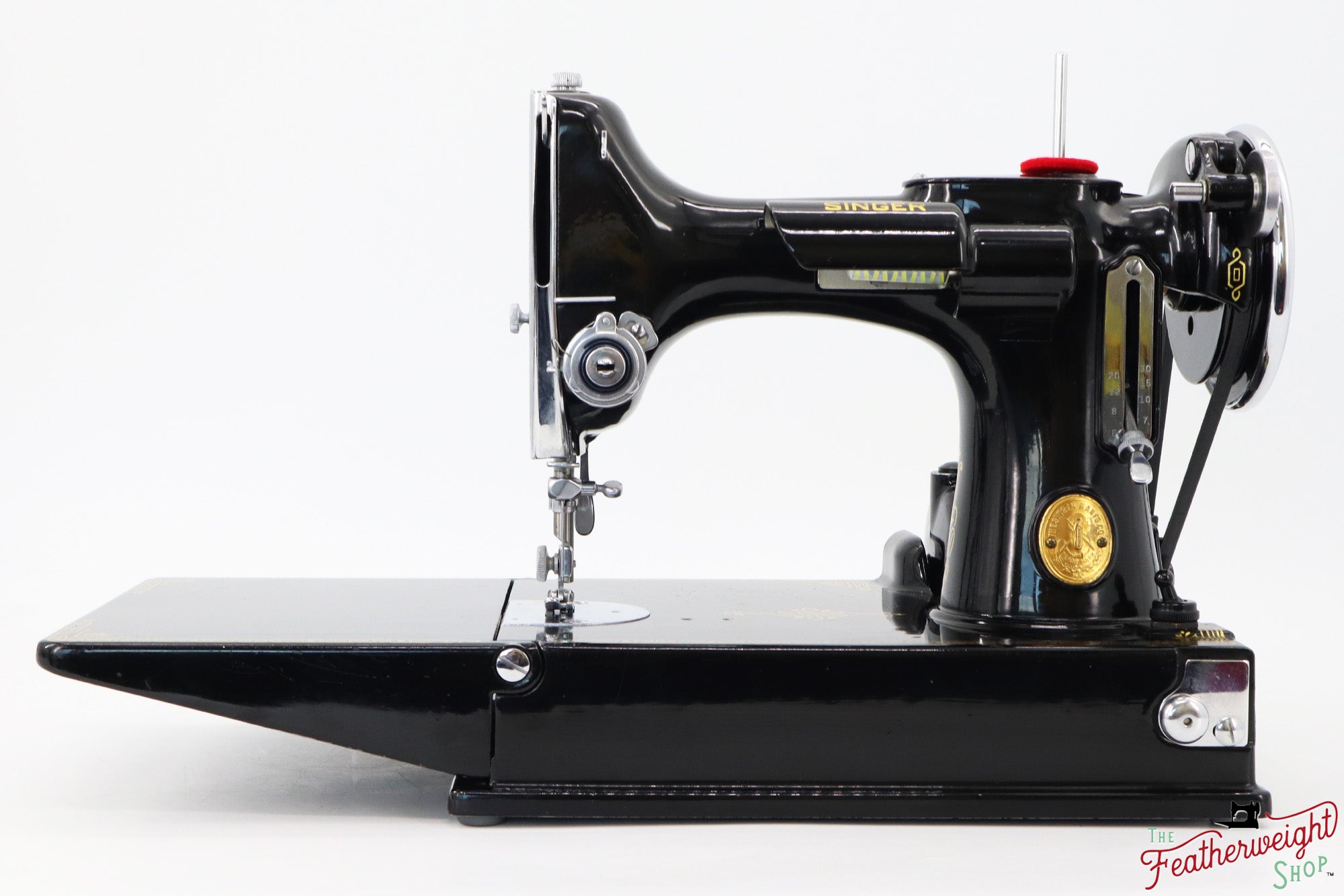 Singer Featherweight 221 Sewing Machine, 