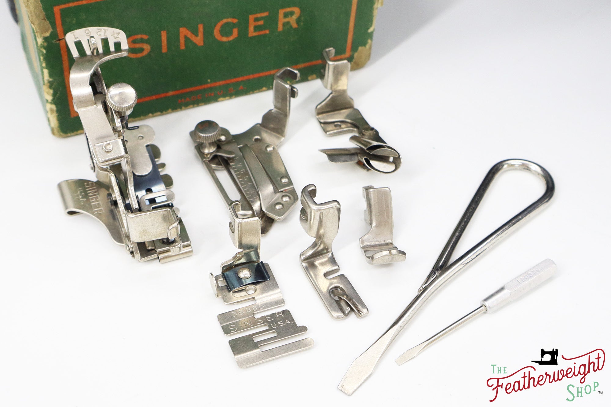 Singer Featherweight 221 Sewing Machine, AF079*** - 1938