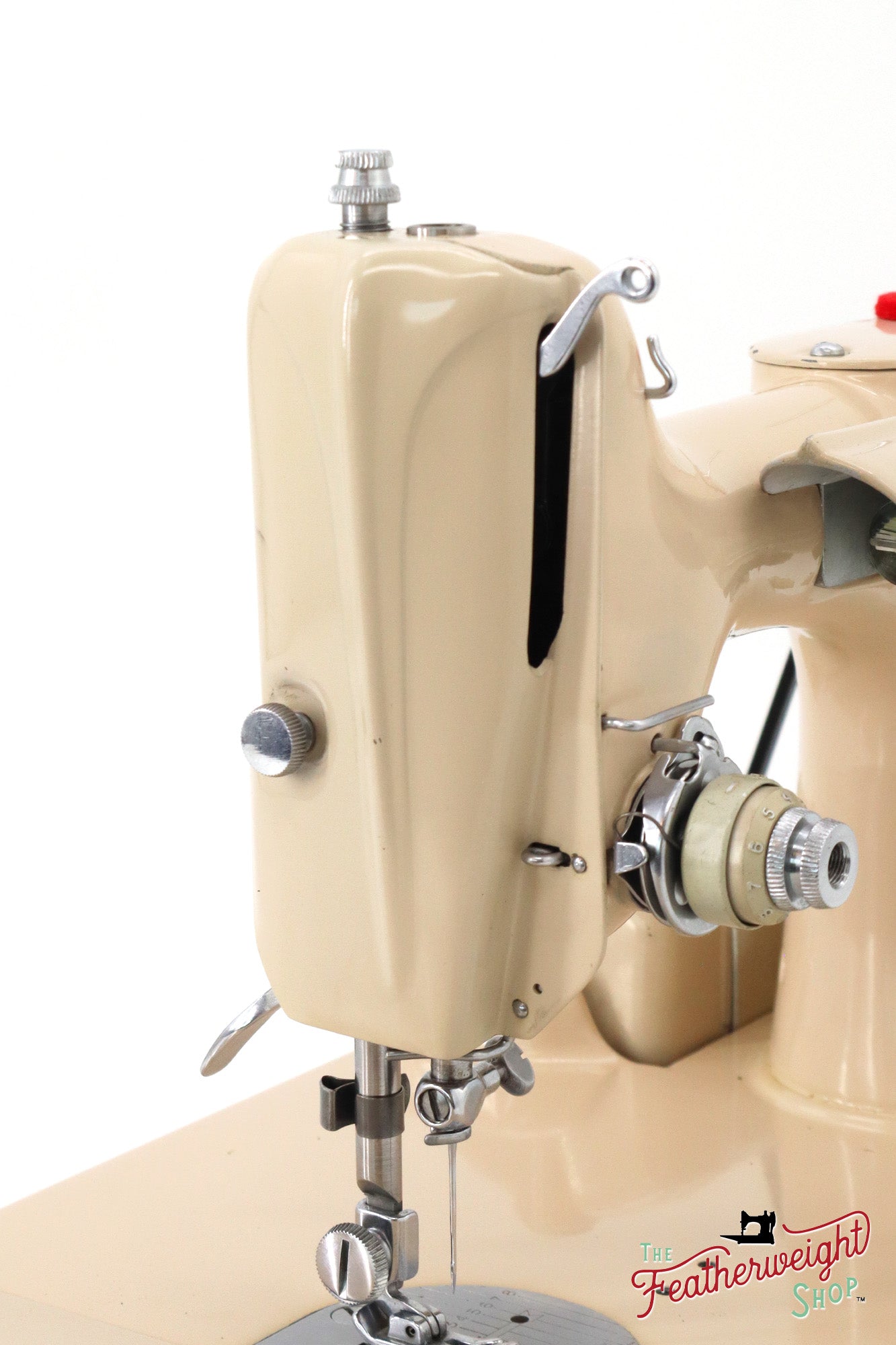 Singer Featherweight 221J Sewing Machine, Tan - JE1598**