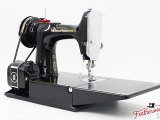 Load image into Gallery viewer, Singer Featherweight 221 Sewing Machine, AF079*** - 1938