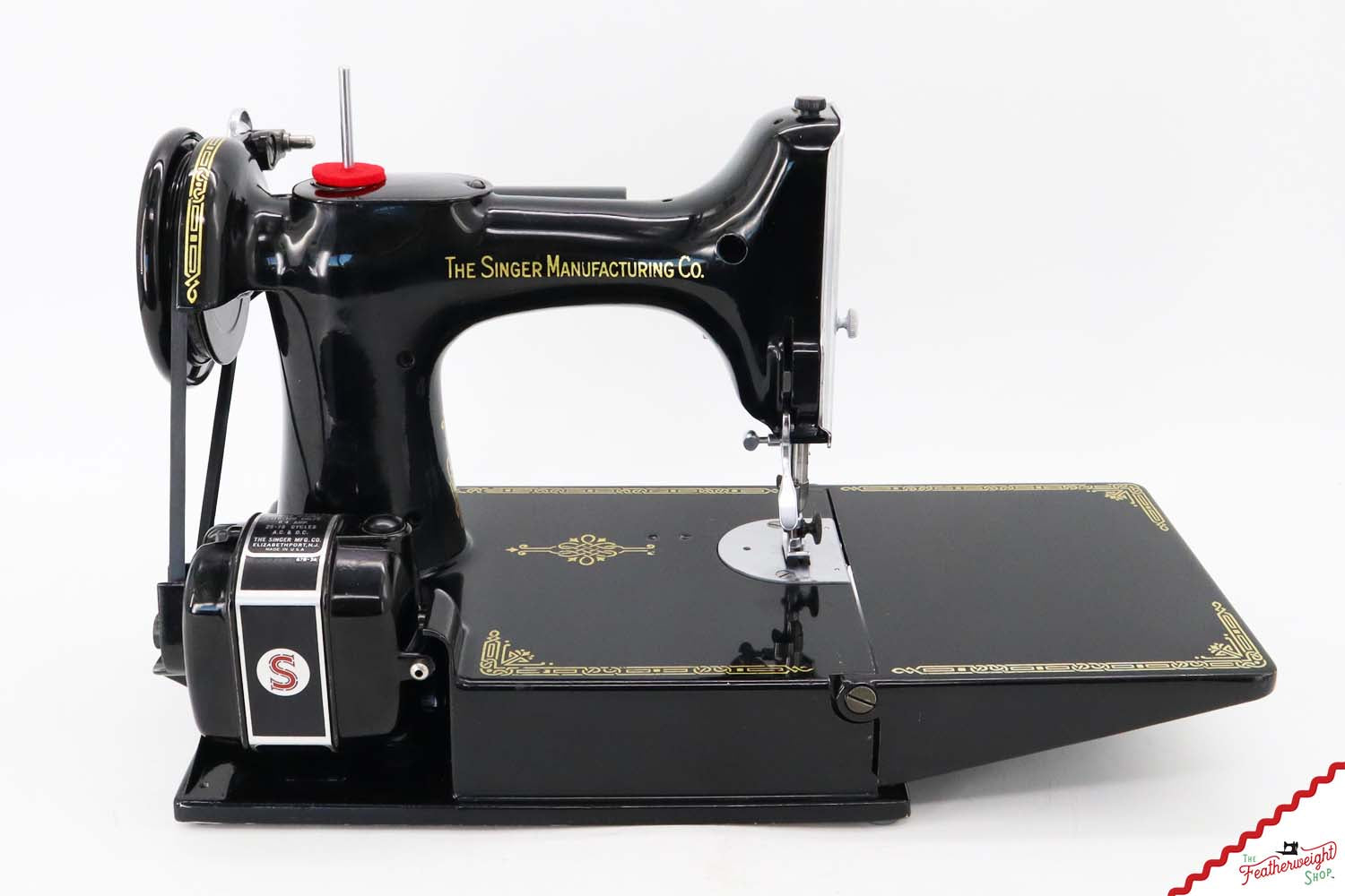 Singer Featherweight 221 Sewing Machine, Centennial: AK616***