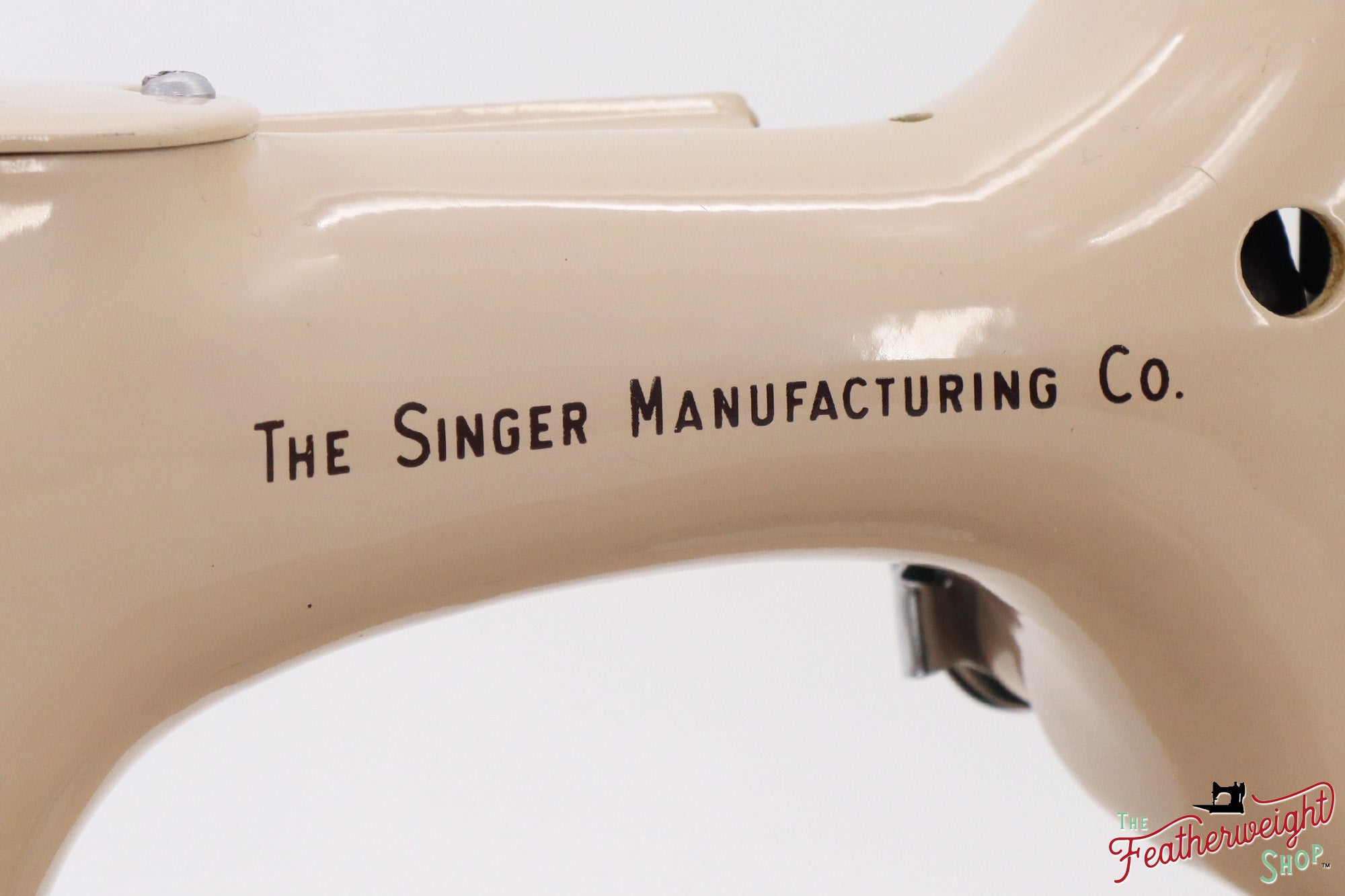 Singer Featherweight 221J Sewing Machine, Tan - JE1525**