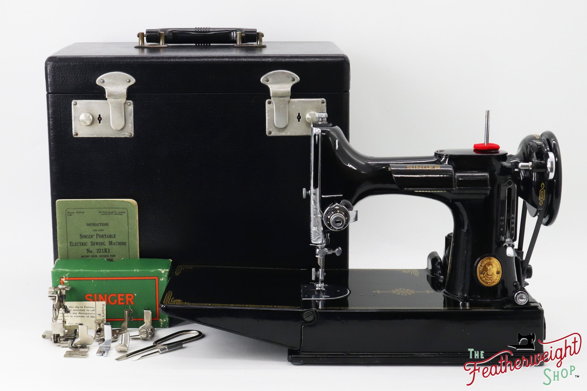 Singer Featherweight 221K Sewing Machine, 1949 - EF567***