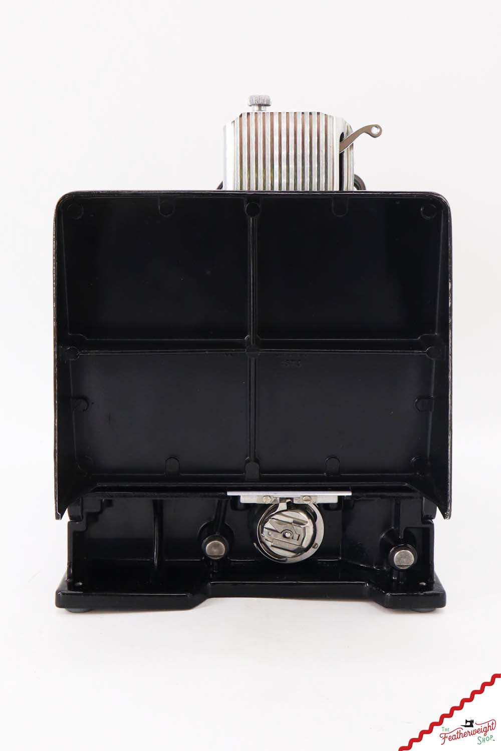 Singer Featherweight 221K Sewing Machine, 1952 - EH372***