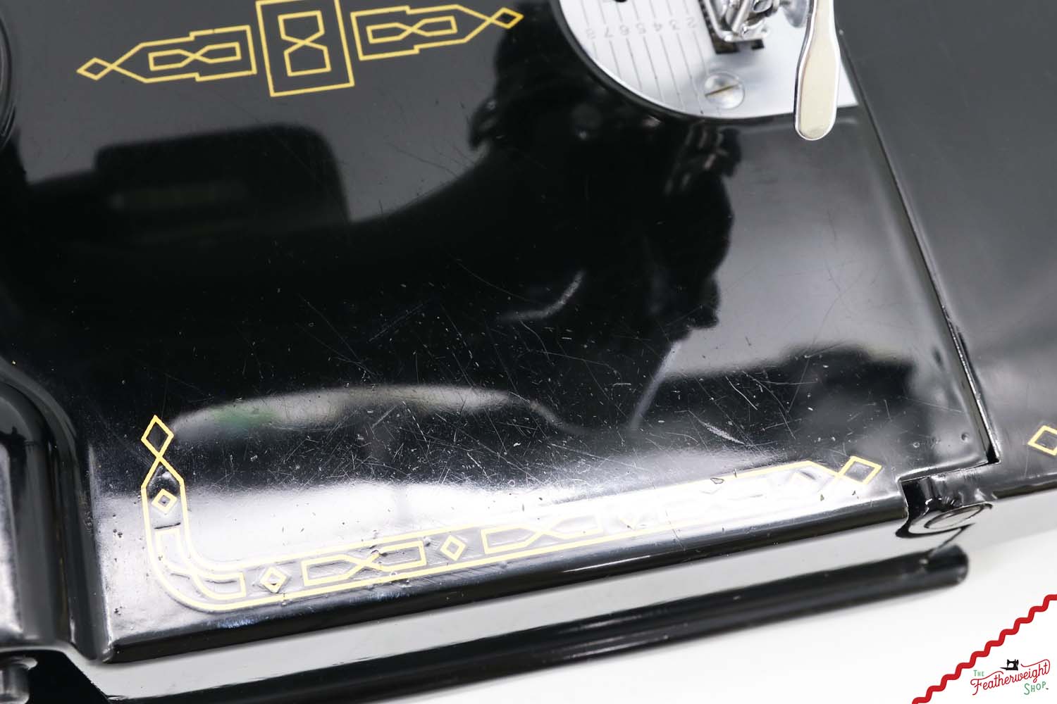 Singer Featherweight 221 Sewing Machine, AM697*** - 1957