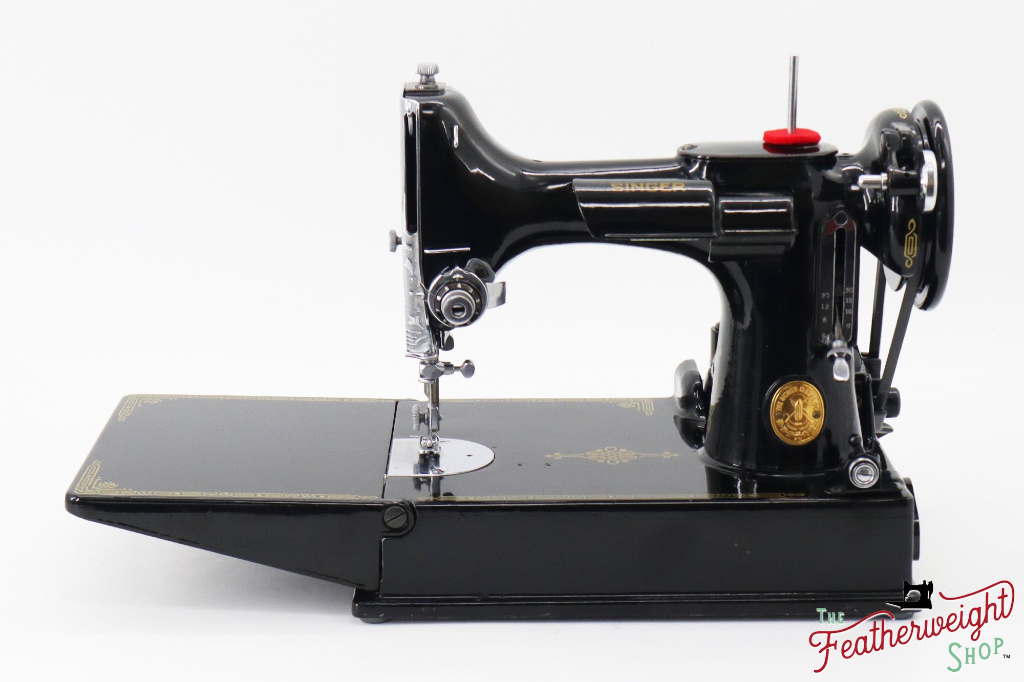 Singer Featherweight 221K Sewing Machine, 1949 - EF567***