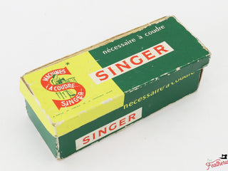 Load image into Gallery viewer, Box, Attachments French RARE Singer - Empty (Vintage Original)