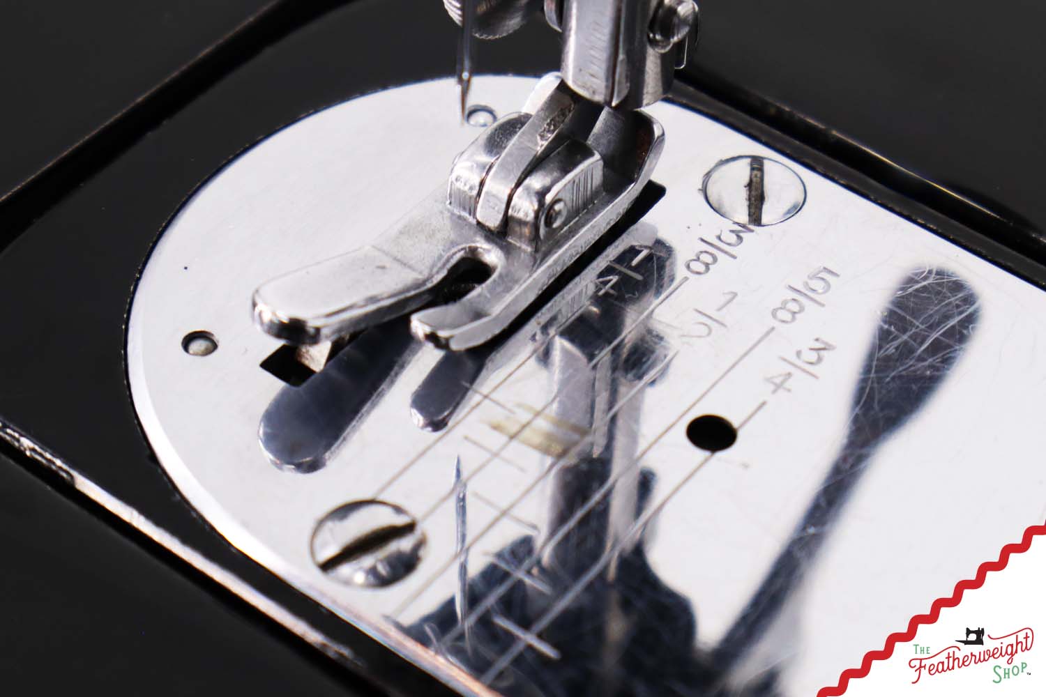 Singer Featherweight 222K Sewing Machine - EK6360**, 1955