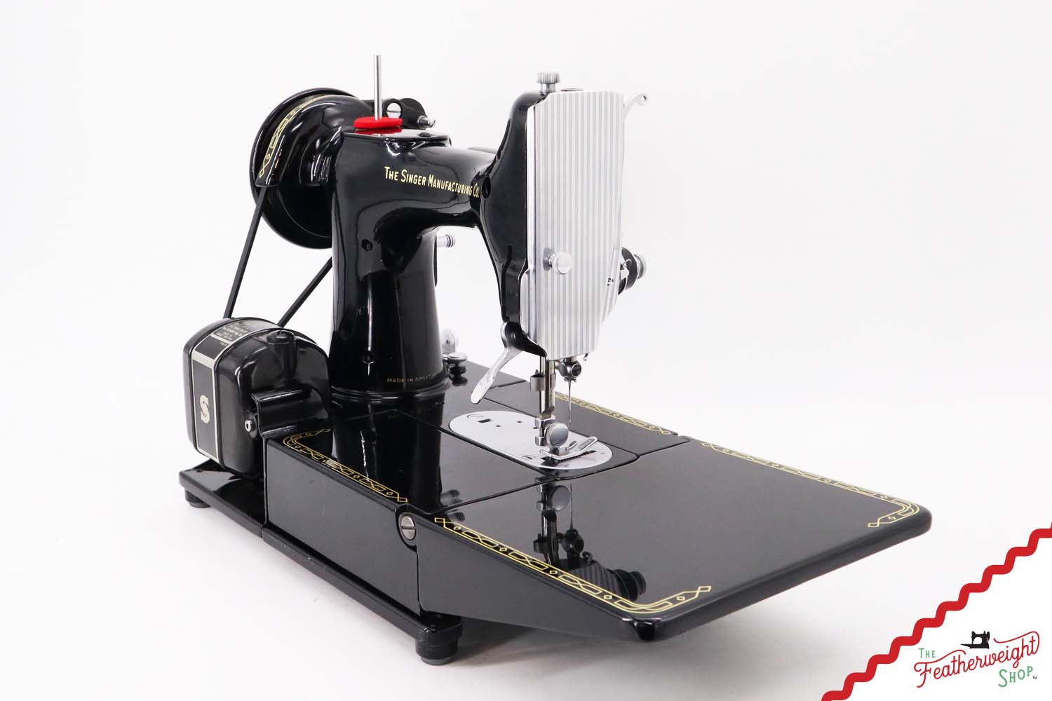 Singer Featherweight 222K Sewing Machine, Red 'S' - EP76078* - 1959